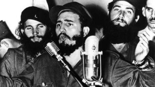 Fidel Castro habla a la nación en 1959, recién derrocado Batista
